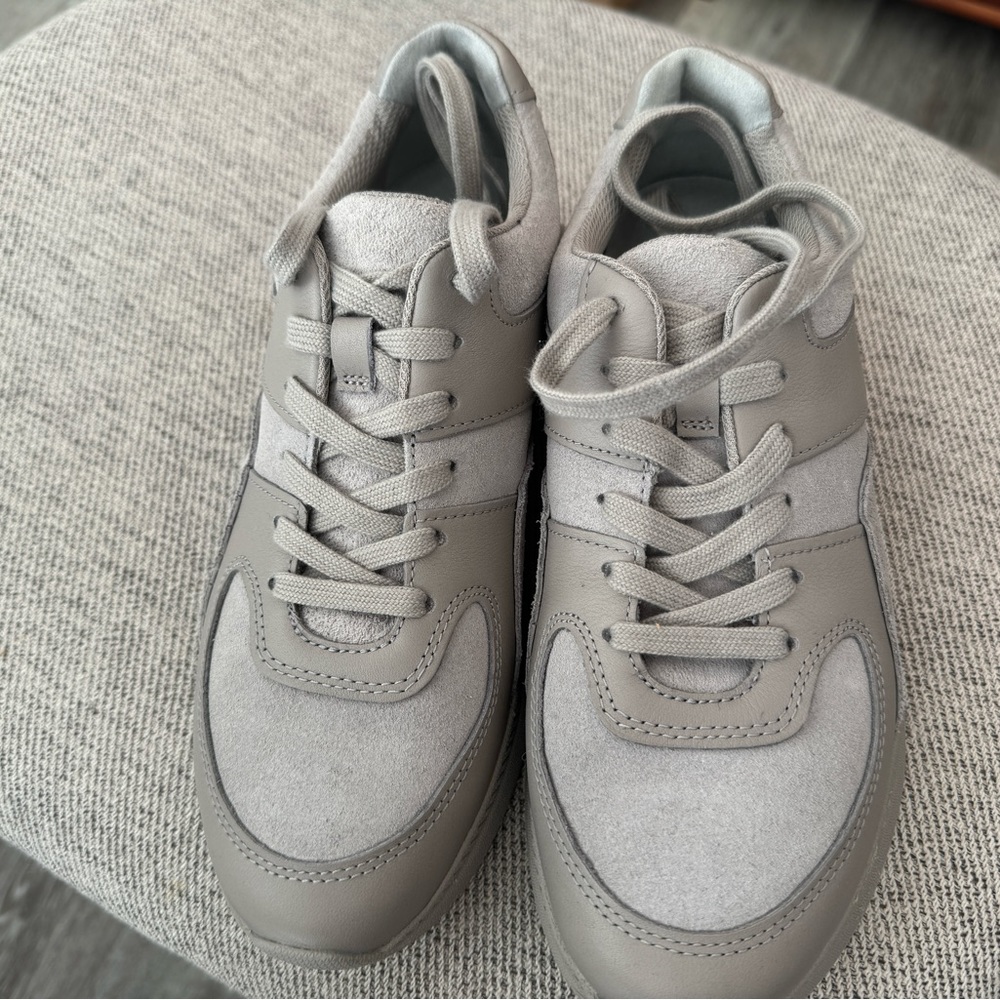 Everlane The Trainer Sneakers